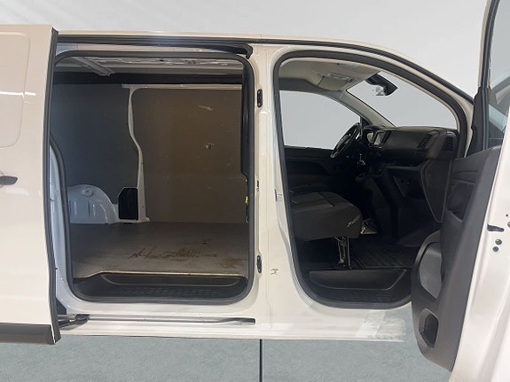 Opel Vivaro 6 of 6