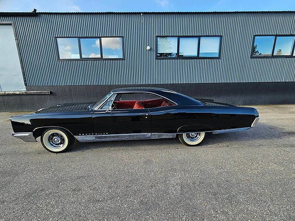 Pontiac Bonneville 9 of 14