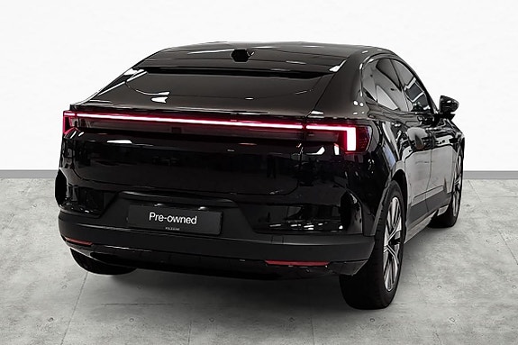 Polestar 4 9 of 21