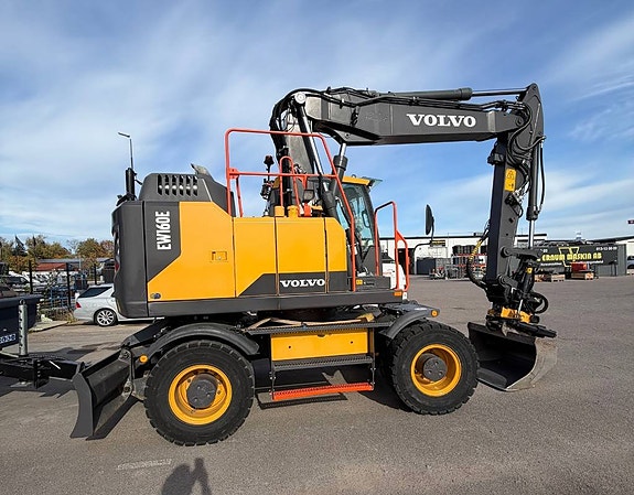 Volvo EW160 2 of 11