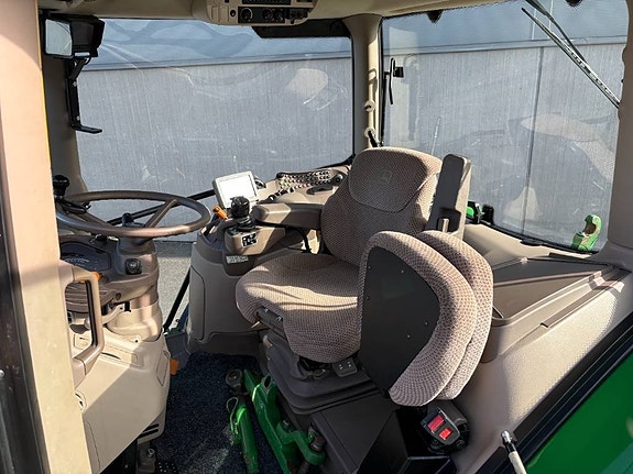 John Deere 6105 R 6 of 7