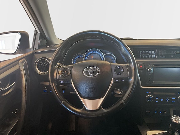 Toyota Auris 9 of 10