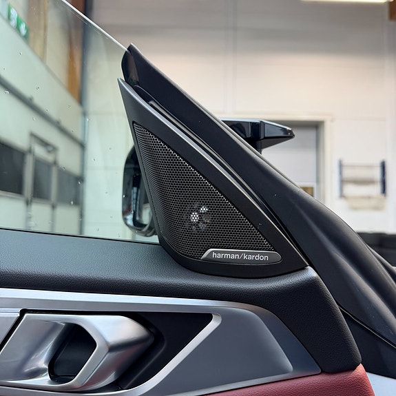 BMW i4 13 of 13