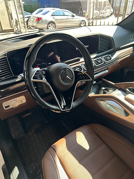 Mercedes-Benz GLE350 de 11 of 21
