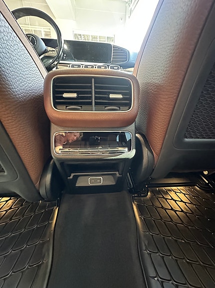 Mercedes-Benz GLE350 de 9 of 21