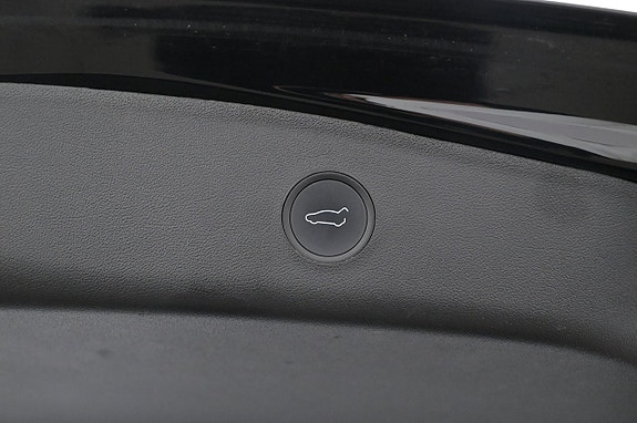 Tesla Model 3 23 of 27