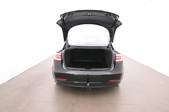 Tesla Model 3 22 of 27