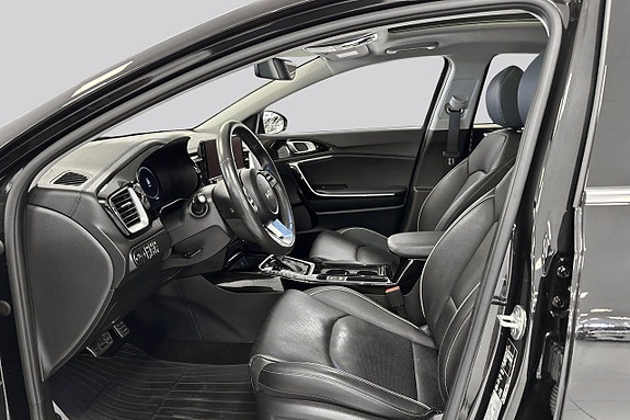 Kia XCeed 8 of 14
