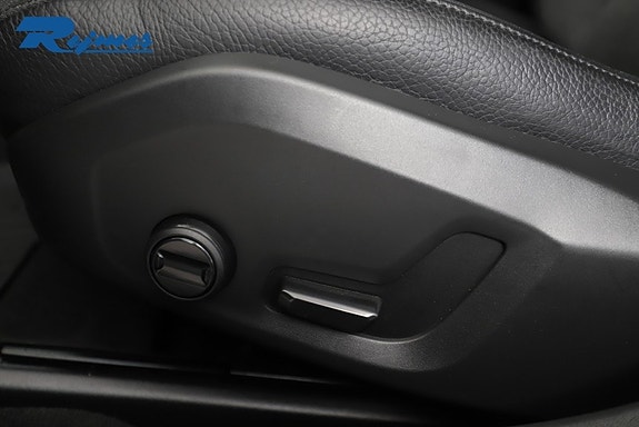 Volvo V90 Cross Country 7 of 25