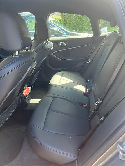 BMW 218i 8 of 8