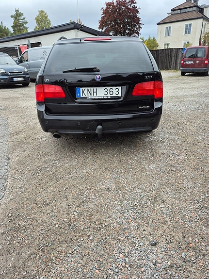Saab 9-5 7 of 10