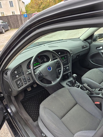 Saab 9-5 8 of 10