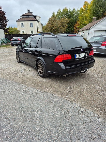 Saab 9-5 4 of 10