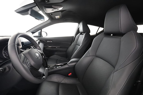 Toyota C-HR 11 of 30