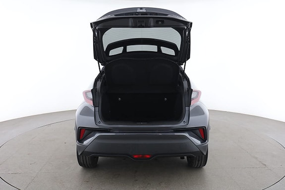 Toyota C-HR 17 of 30