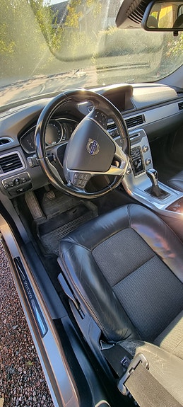 Volvo V70 5 of 10