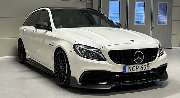 Mercedes-Benz AMG GT Black Series 8 of 28