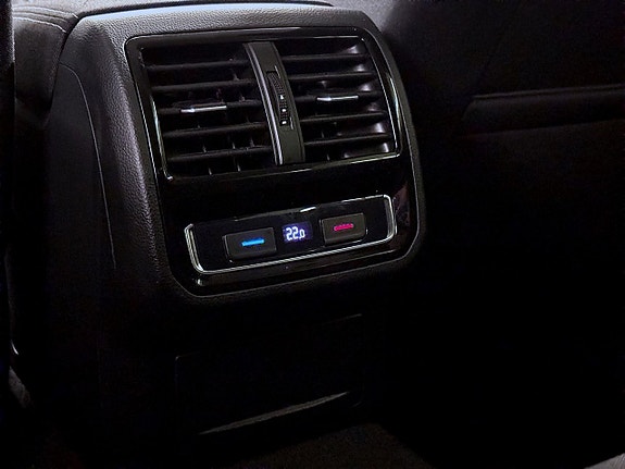 Volkswagen Passat 11 of 20