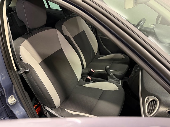 Renault Clio 13 of 14
