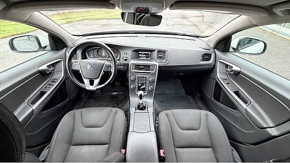 Volvo S60 6 of 7