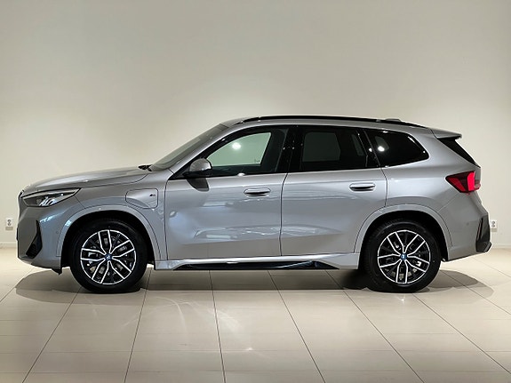 BMW X1 2 of 16