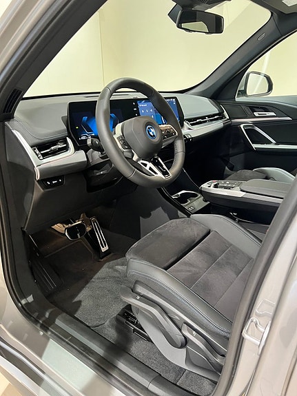 BMW X1 5 of 16