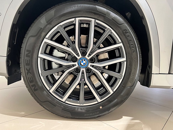 BMW X1 15 of 16