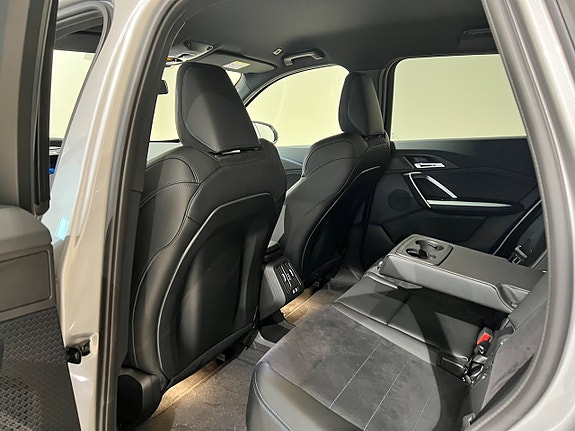BMW X1 8 of 16