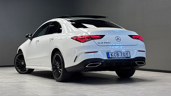 Mercedes-Benz CLA250 e 9 of 26