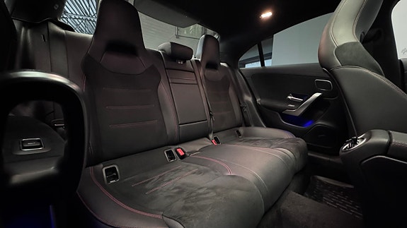 Mercedes-Benz CLA250 e 12 of 26