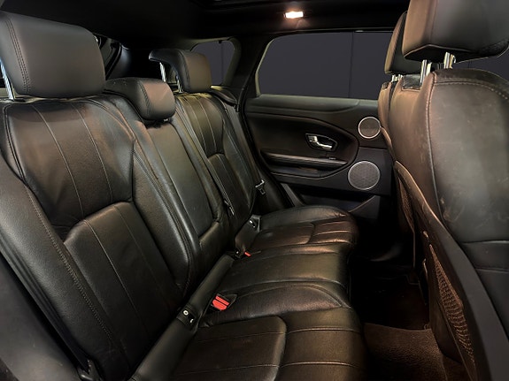 Land Rover Range Rover Evoque 18 of 30