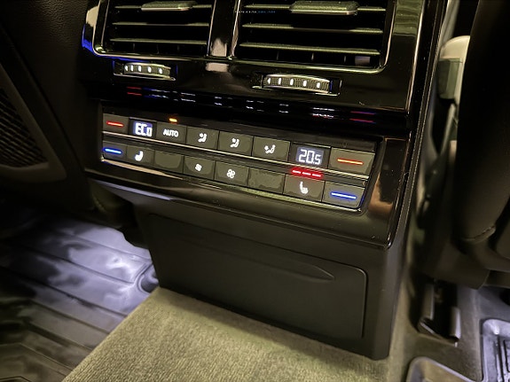 Volkswagen Touareg 20 of 26