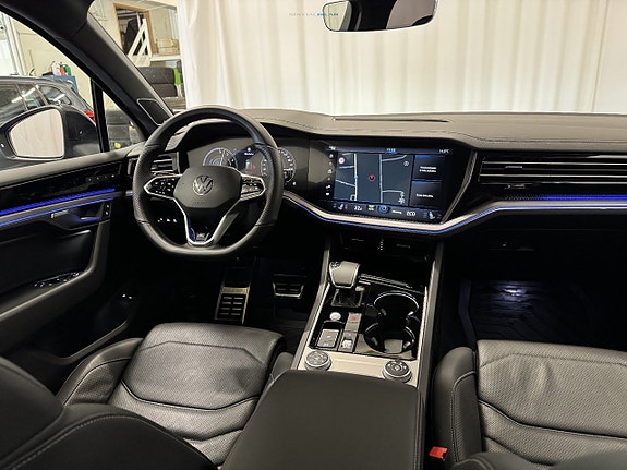 Volkswagen Touareg 21 of 26