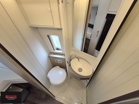 KABE 690 Van 4x4 AC 8 of 19