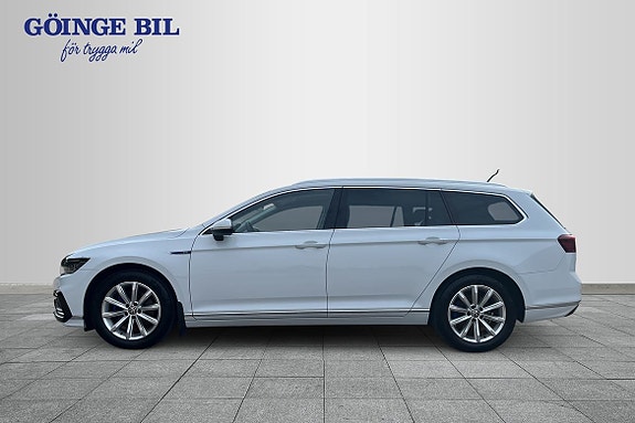 Volkswagen Passat 5 of 18