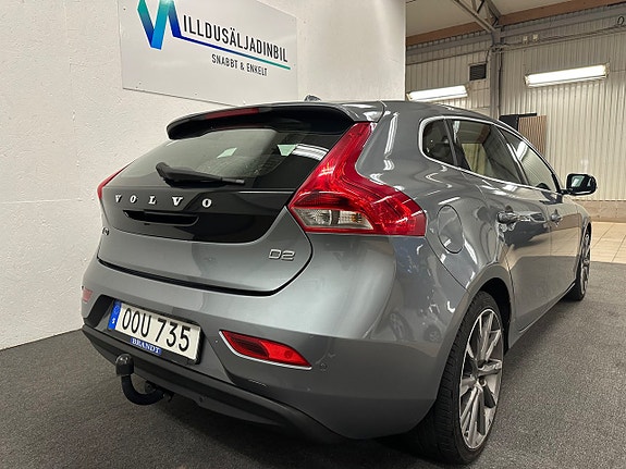 Volvo V40 6 of 11