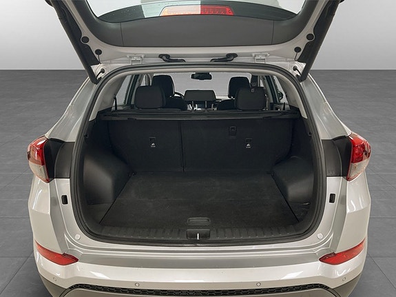 Hyundai Tucson 18 of 18