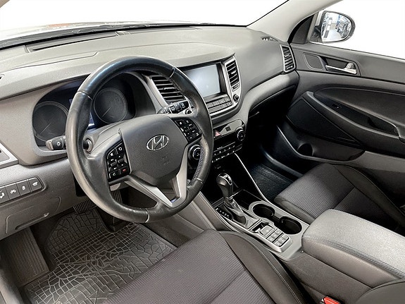 Hyundai Tucson 4 of 18