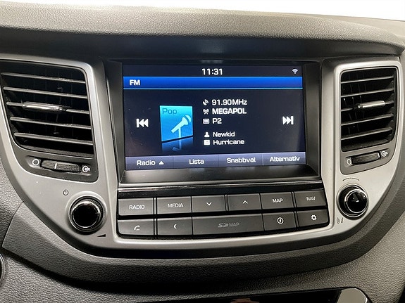 Hyundai Tucson 11 of 18