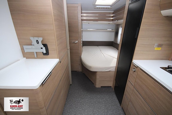 Adria Adora 522 UP 2 of 10