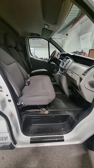 Opel Vivaro 5 of 7