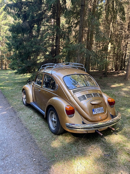 Volkswagen 1303 2 of 5