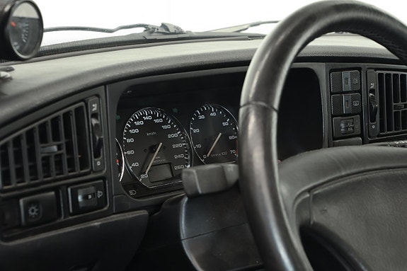 Volkswagen Corrado 15 of 16