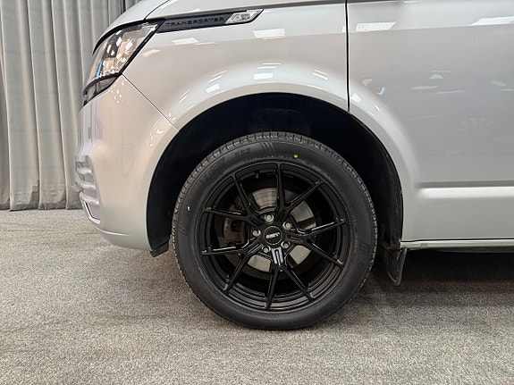 Volkswagen Transporter 4 of 13