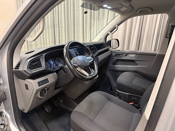 Volkswagen Transporter 8 of 13