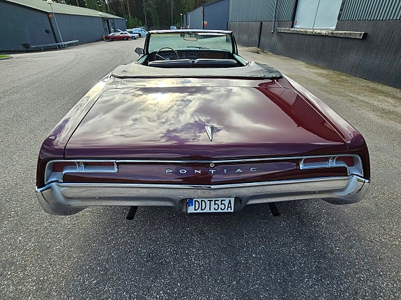 Pontiac Catalina 6 of 11