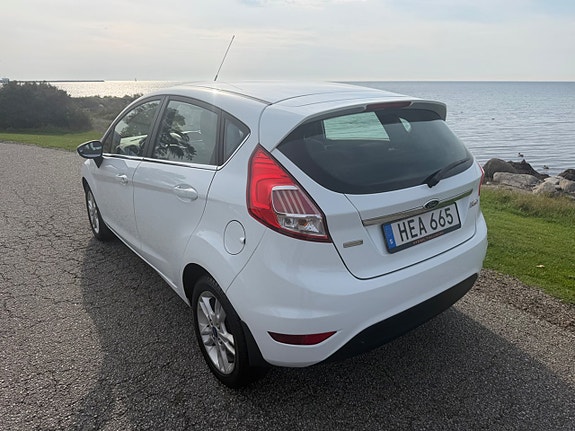 Ford Fiesta 3 of 15