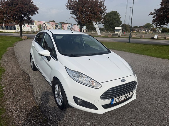 Ford Fiesta 6 of 15