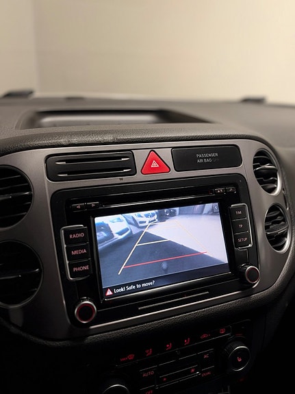 Volkswagen Tiguan 16 of 21