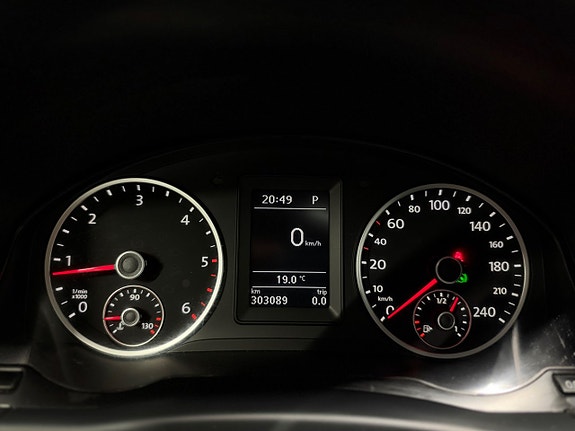 Volkswagen Tiguan 14 of 21